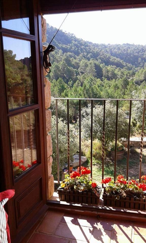 Mas Del Salin Villa Cornudella de Montsant Luaran gambar